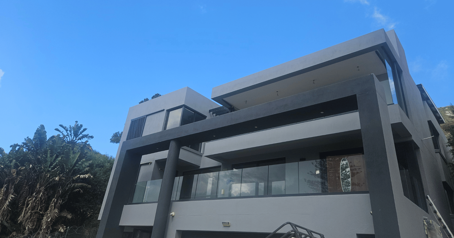 Custom aluminium and glass installation by HVS Aluminium in Wellington