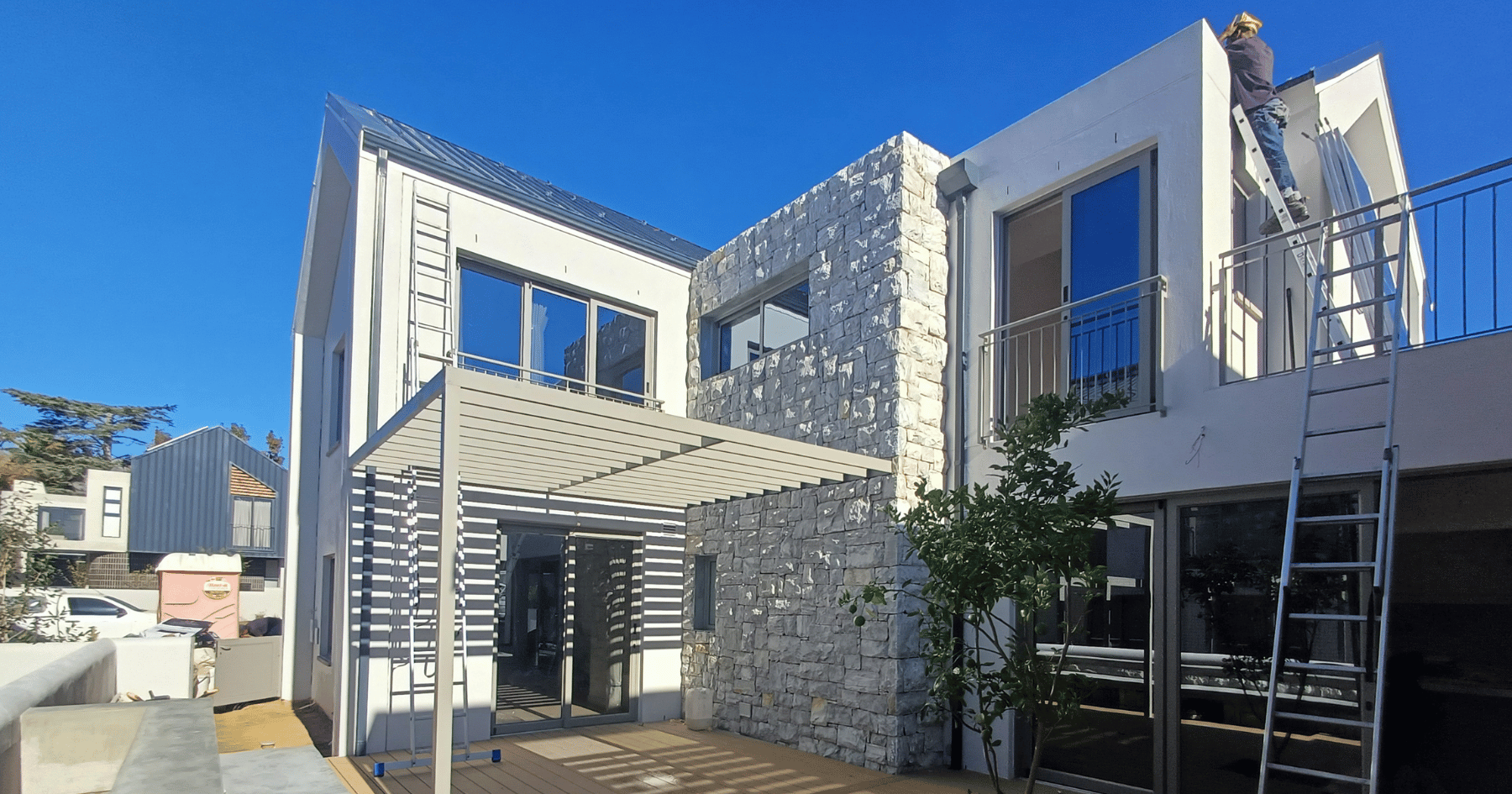 Custom aluminium and glass installation by HVS Aluminium in Wellington